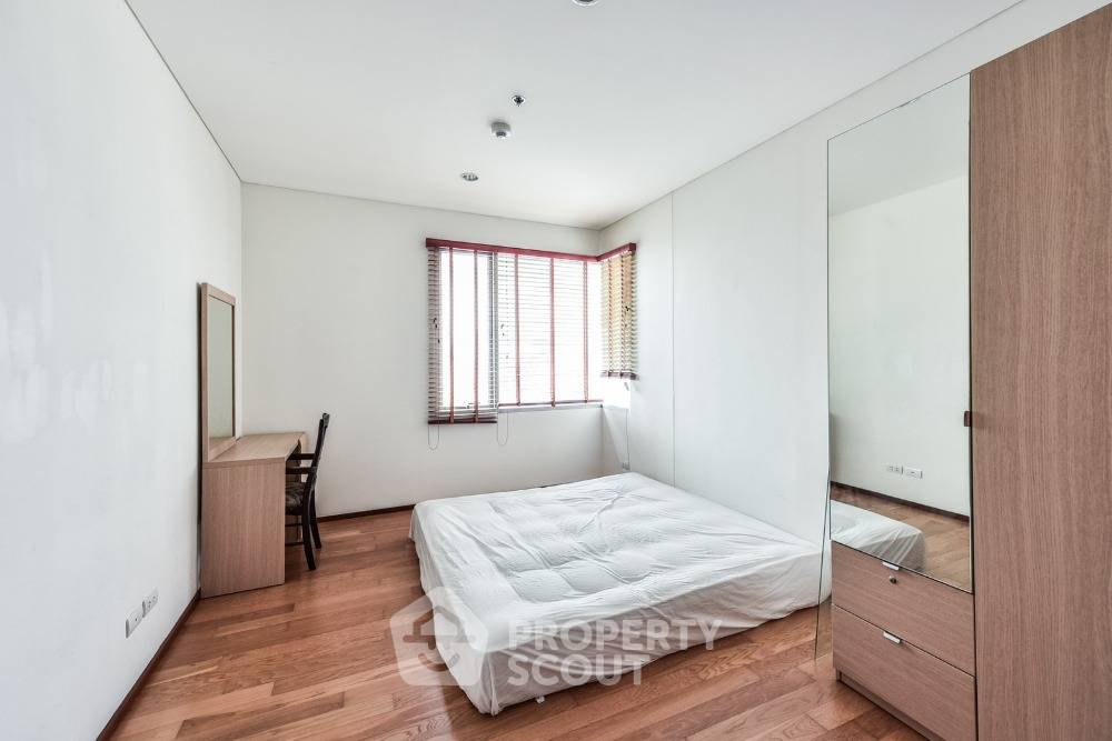 picture 2-BR Condo at Villa Sathorn near BTS Krung Thon Buri (ID 1076889) - 15/18