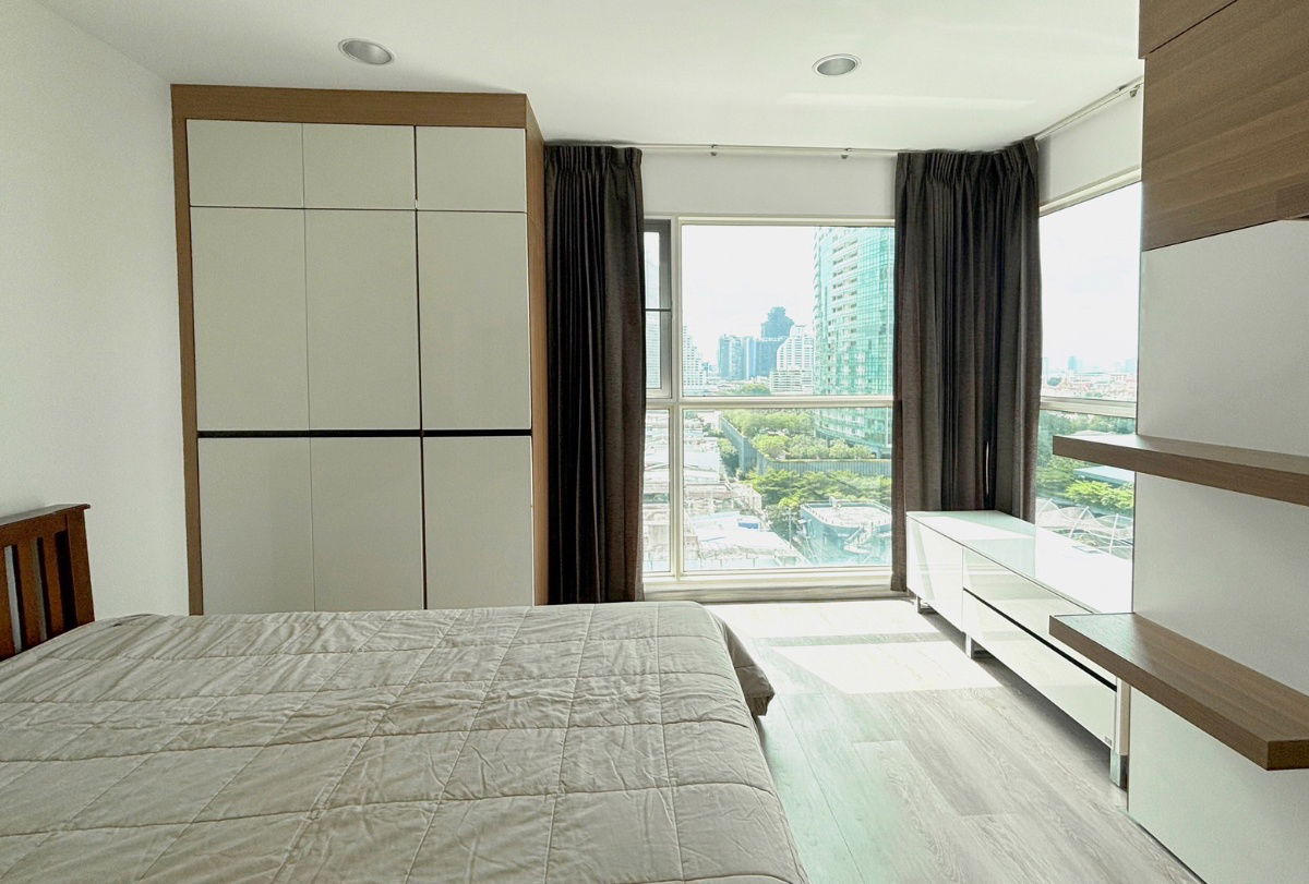 picture For Rent: The LightHouse Sathorn – Charoennakorn Corner Unit, 2 Bedrooms, Near ICONSIAM, 2 BTS Lines, Chao Phraya River View, 65 sq.m. - 5/10