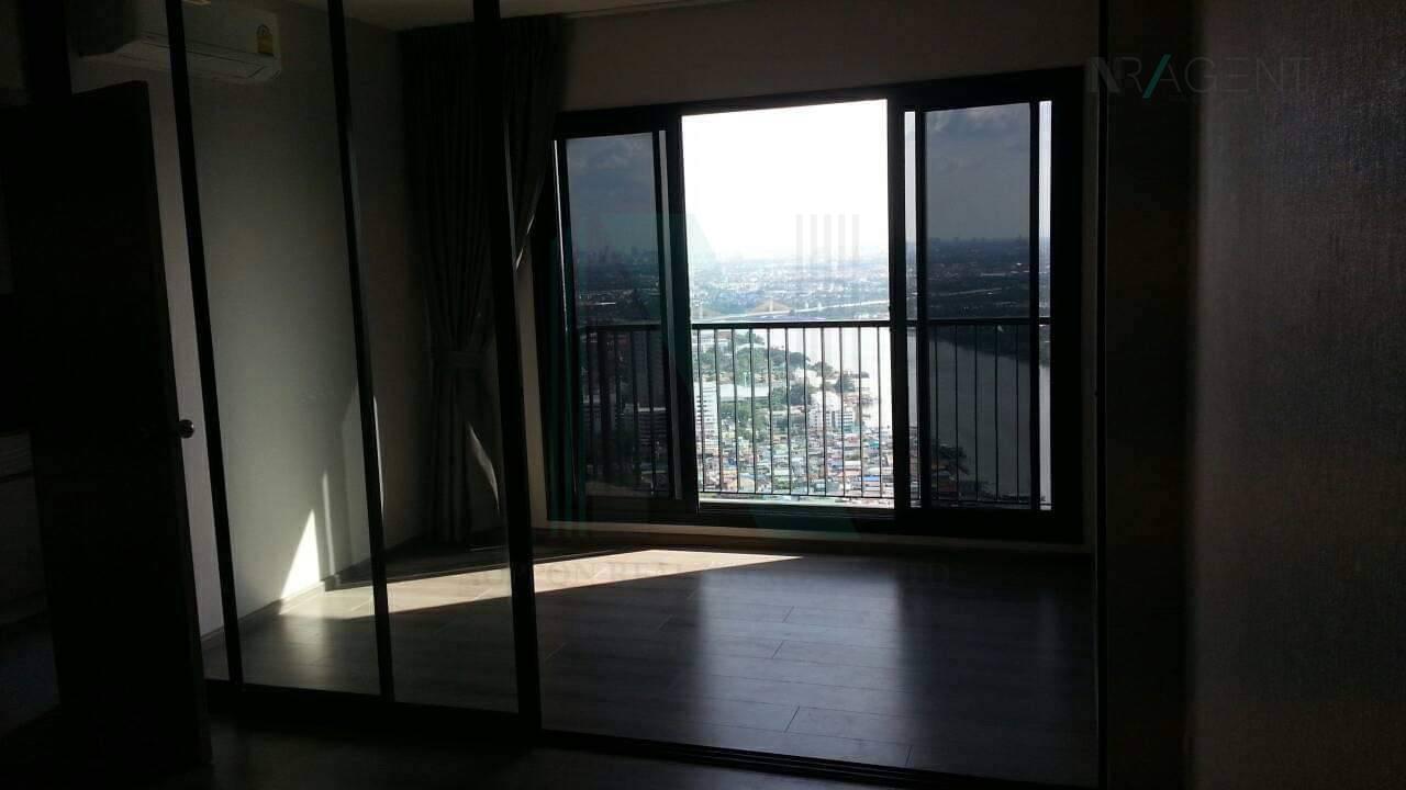 picture 🚩 For Sell Condo THE POLITAN RIVE Building 1, Floor 50,1 bed room, Room size 31 sqm - 4/8