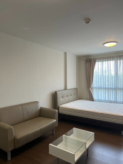 For sale D condo campus behind CMU. Price 2.49 MB Tel.0989690236 Janny