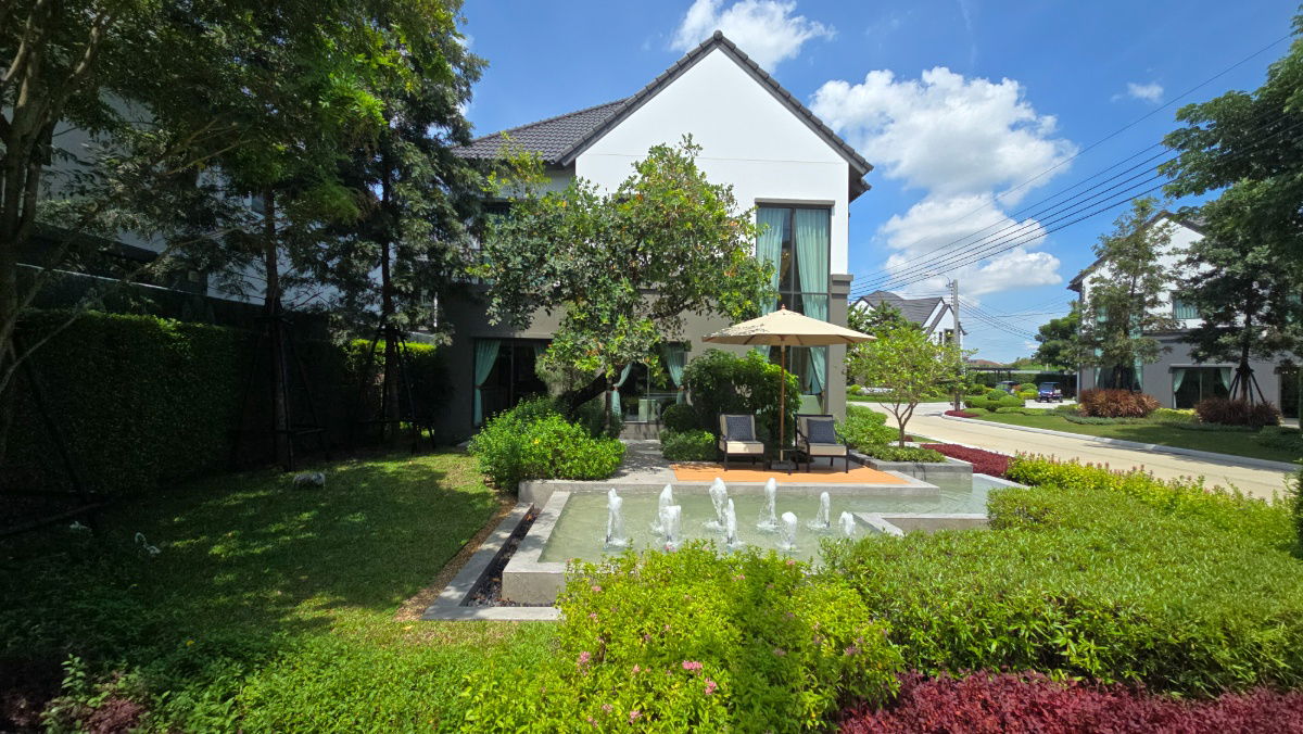 รูป Luxury Home พร้อมเฟอร์ฯ เดินทางสะดวกใกล้สนามบินสุวรรณภูมิ โถง Double Volume 6.5 เมตร - รูปที่ 3/30