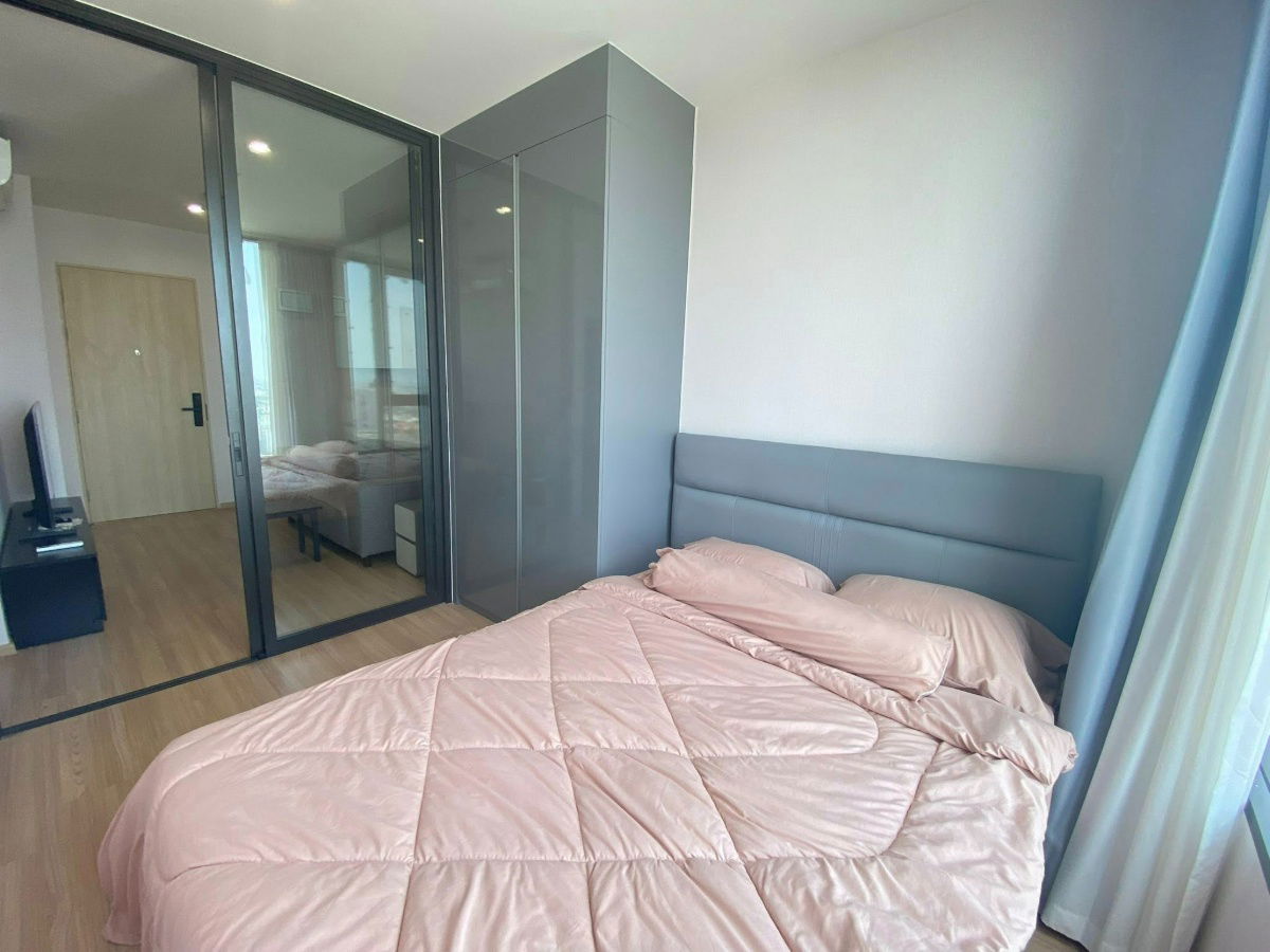 picture ✨ High floor + washing machine included. Skyrise Avenue Sukhumvit 64 Condo, 1 bedroom, 28 sq m, 42nd floor, only 14,000 baht. 🏡💖 - 4/10