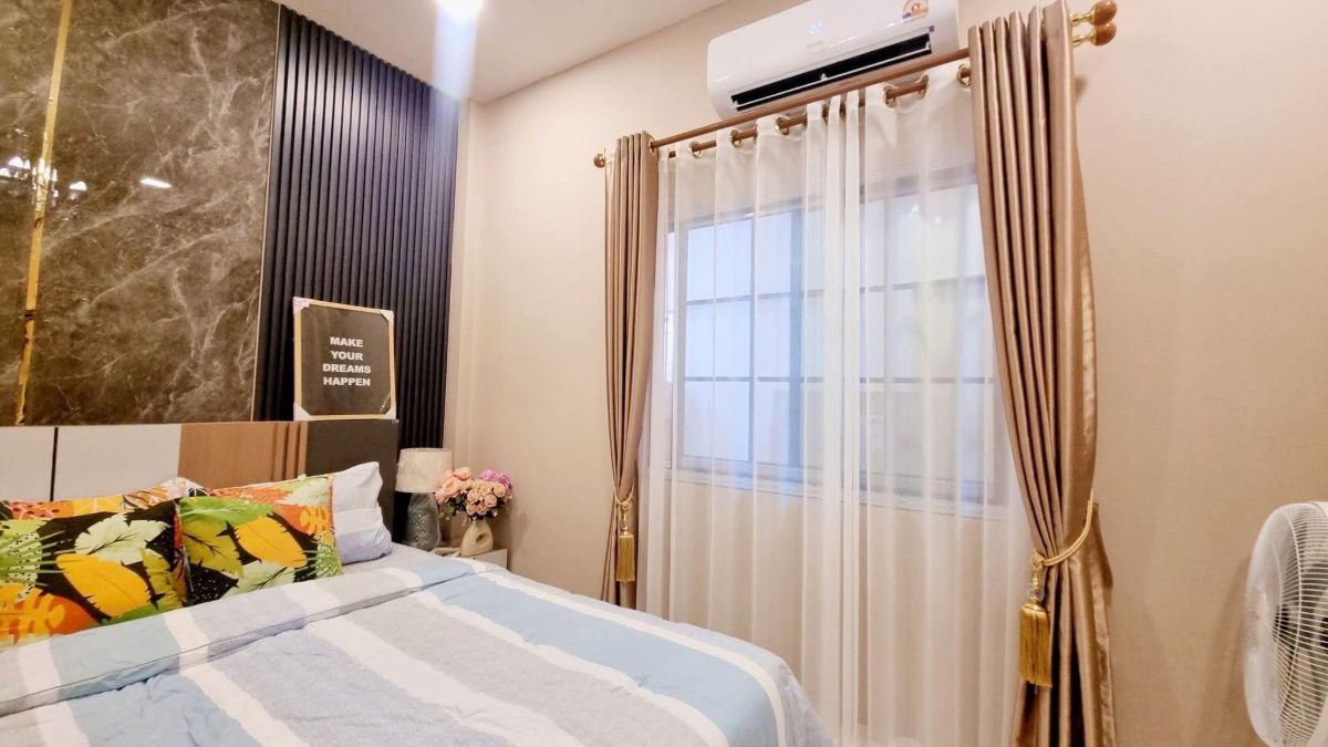 picture Beautiful pool villa for sale in the heart of Pattaya (south). Cheap price is real. - 11/20