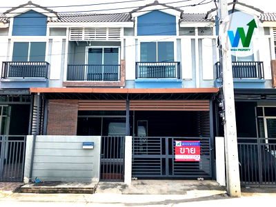 Townhouses for sale วิทยาลัยสารพัดช่างสมุทรปราการ : For Sale Townhouse At Baan Nakornthong Colony Village