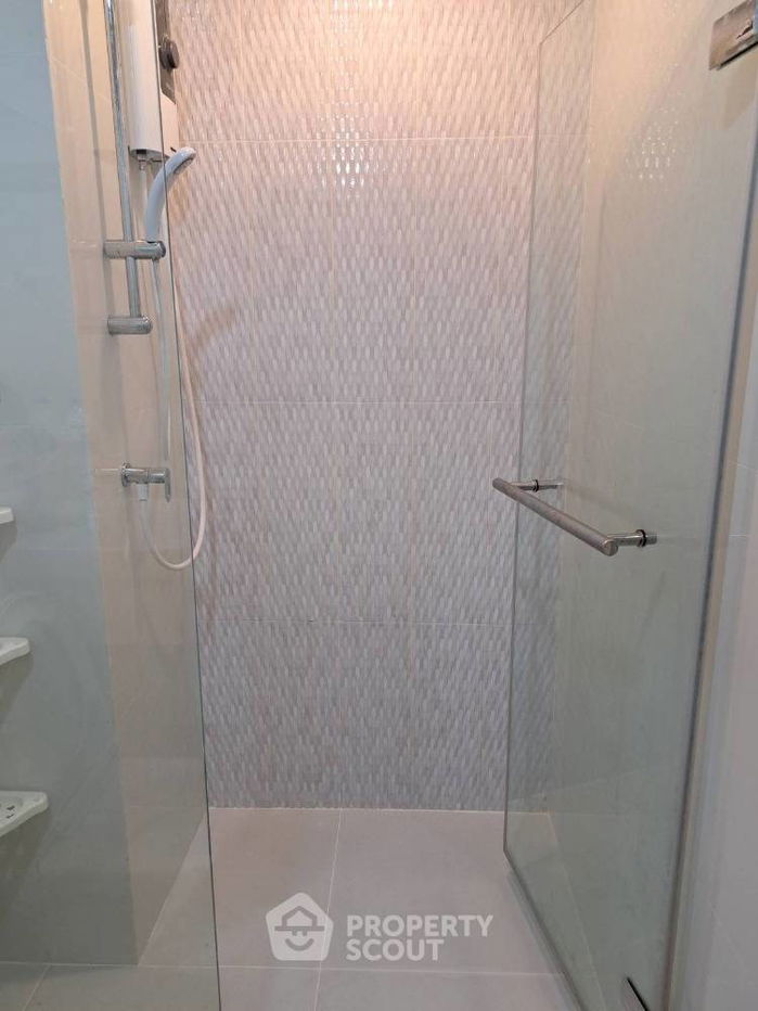 picture 1-BR Condo at Life Pinklao near MRT Bang Yi Khan (ID 925705) - 16/17
