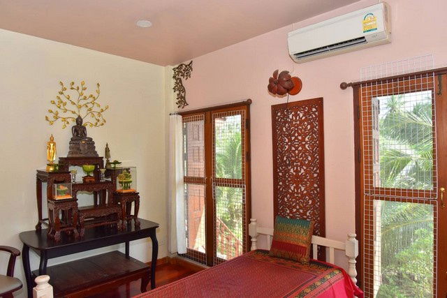 picture FOR RENT  HOUSE PROPERTY  90000 BAHT per MONTH - 9/36