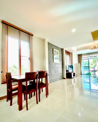 ให้เช่าทาวน์โฮม 3 ห้องนอน 180 ตร.ม. 24 ตร.ว. บ้านกลางเมือง เออร์บาเนี่ยน ศรีนครินทร์