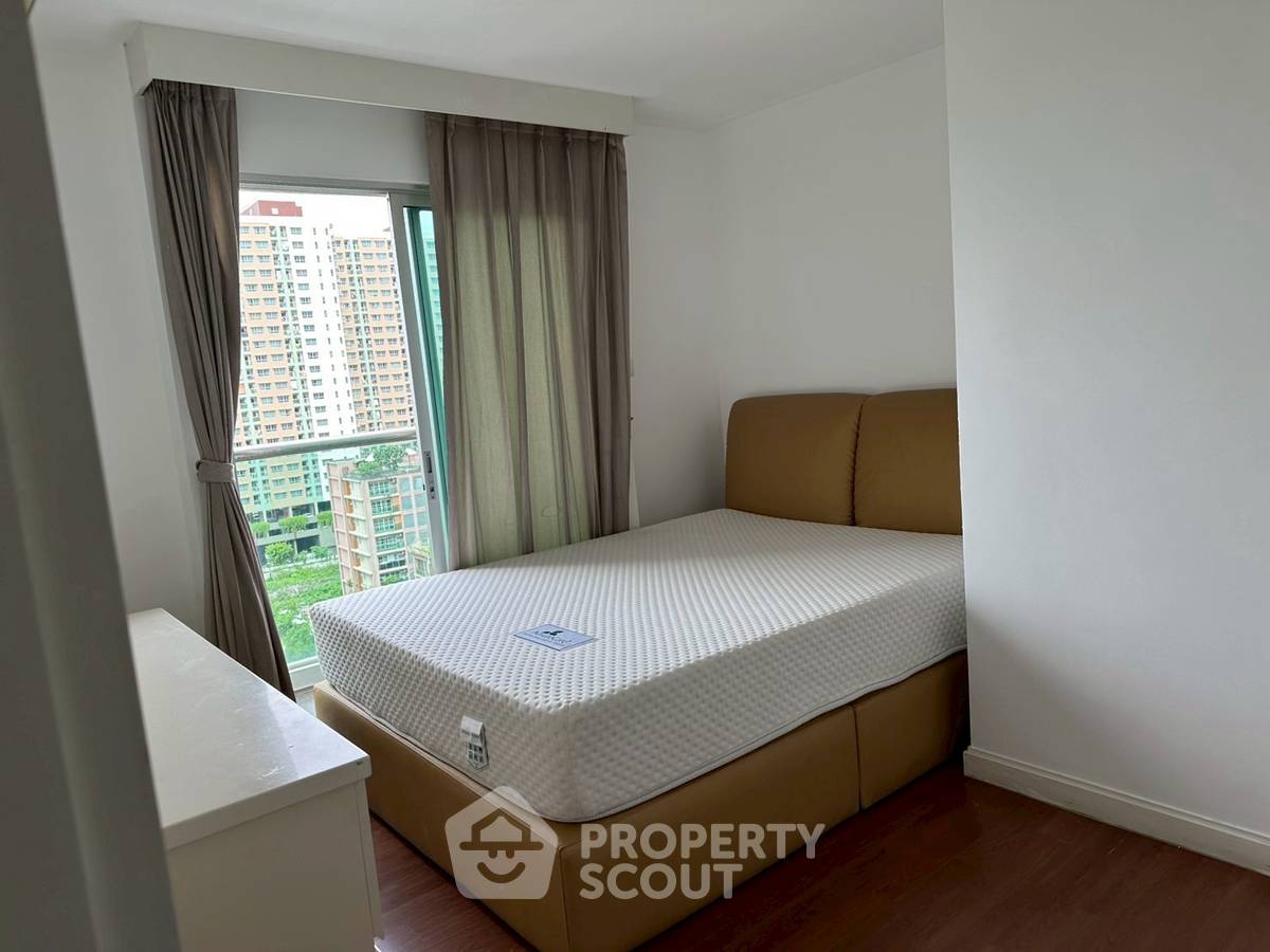 picture 3-BR Condo at Belle Grand Rama 9 near MRT Phra Ram 9 (ID 2180652) - 2/12