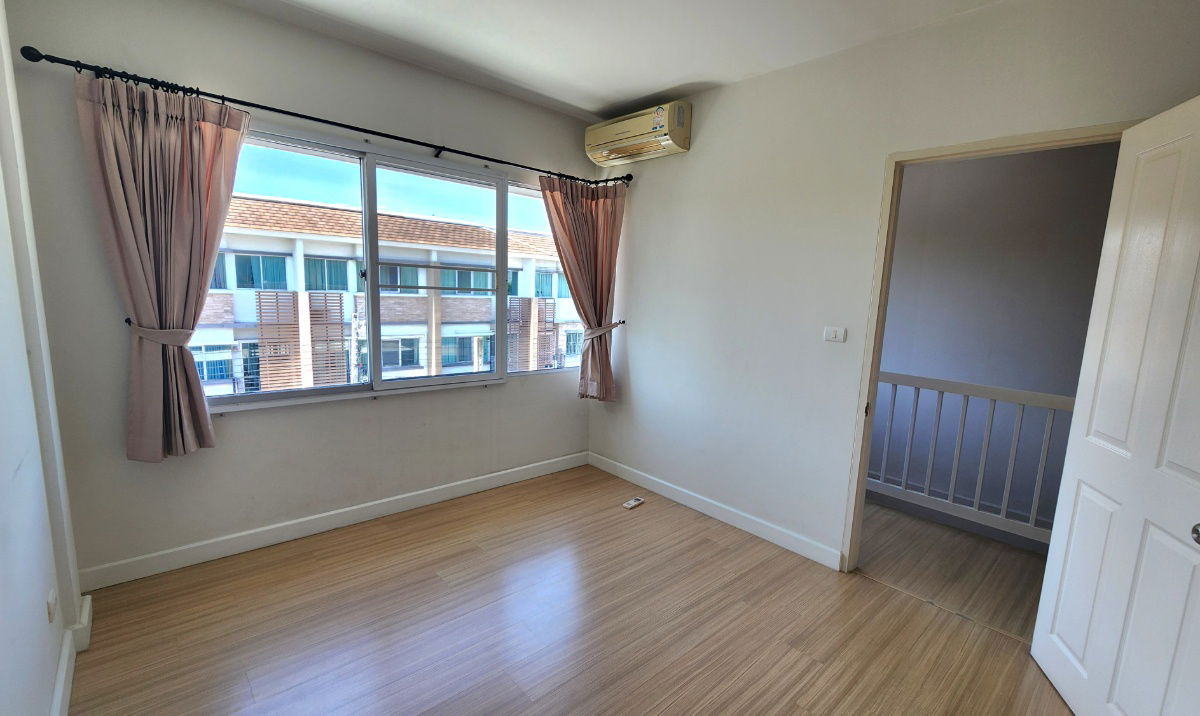 รูป 🏡 ให้เช่าทาวน์โฮม 3 ชั้น ย่านเกษตร–นวมินทร์ 24,000บาท/เดือน  - รูปที่ 13/16