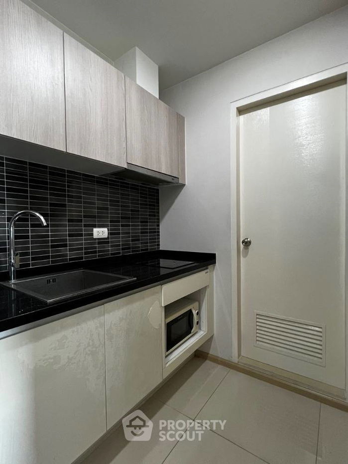 picture 1-BR Condo at Fuse Miti Sutthisan Ratchada near MRT Sutthisan (ID 740893) - 7/10