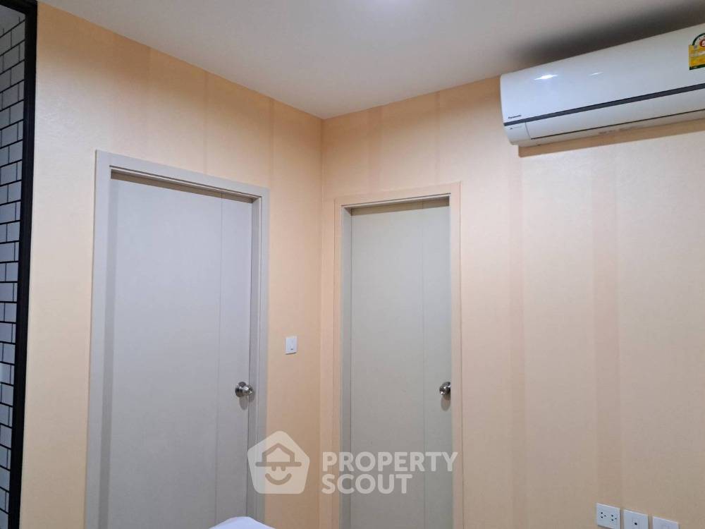 picture 1-BR Condo at Life Pinklao near MRT Bang Yi Khan (ID 925705) - 12/17