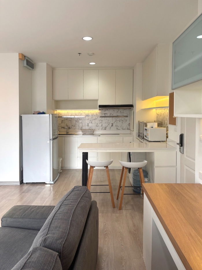 picture For Rent: The LightHouse Sathorn – Charoennakorn Corner Unit, 2 Bedrooms, Near ICONSIAM, 2 BTS Lines, Chao Phraya River View, 65 sq.m. - 2/10