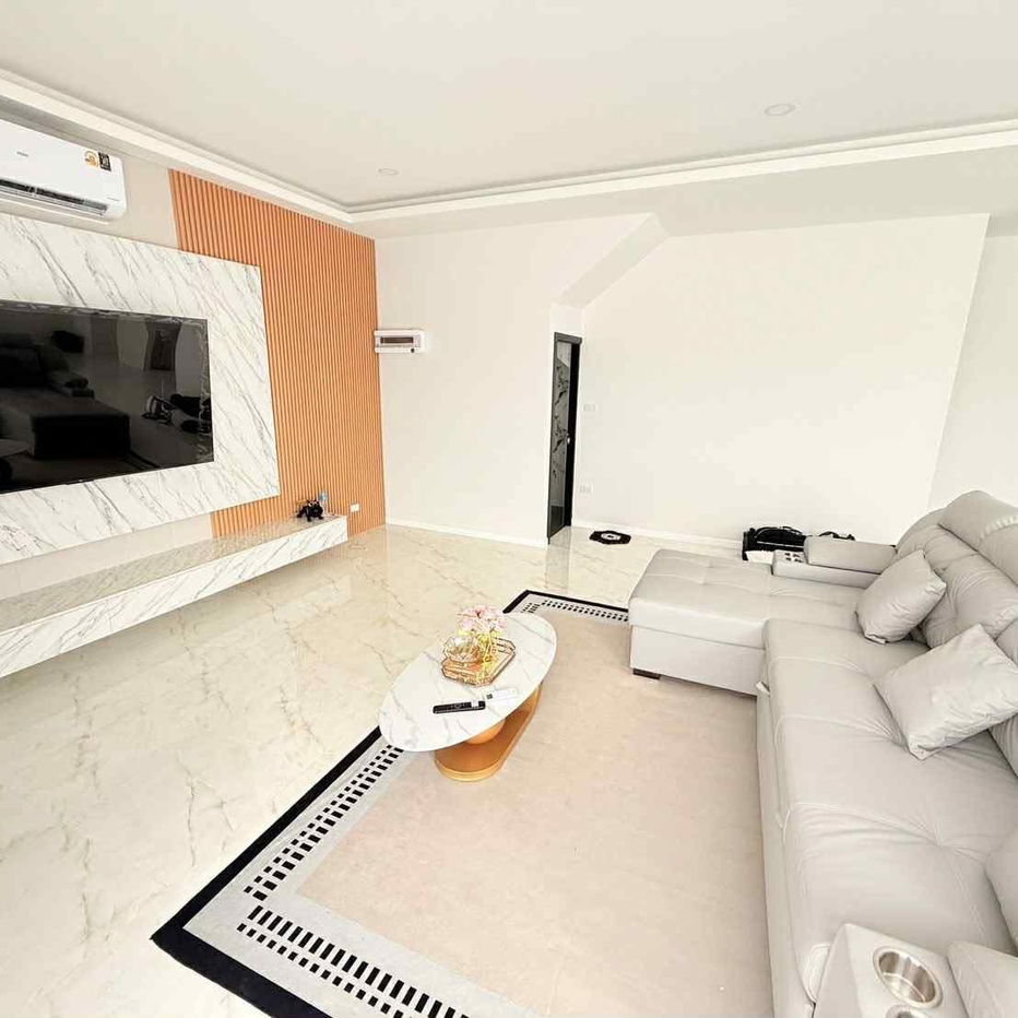picture Two-storey detached house for sale near the sea, brand new pool villa, hard to find - 6/13