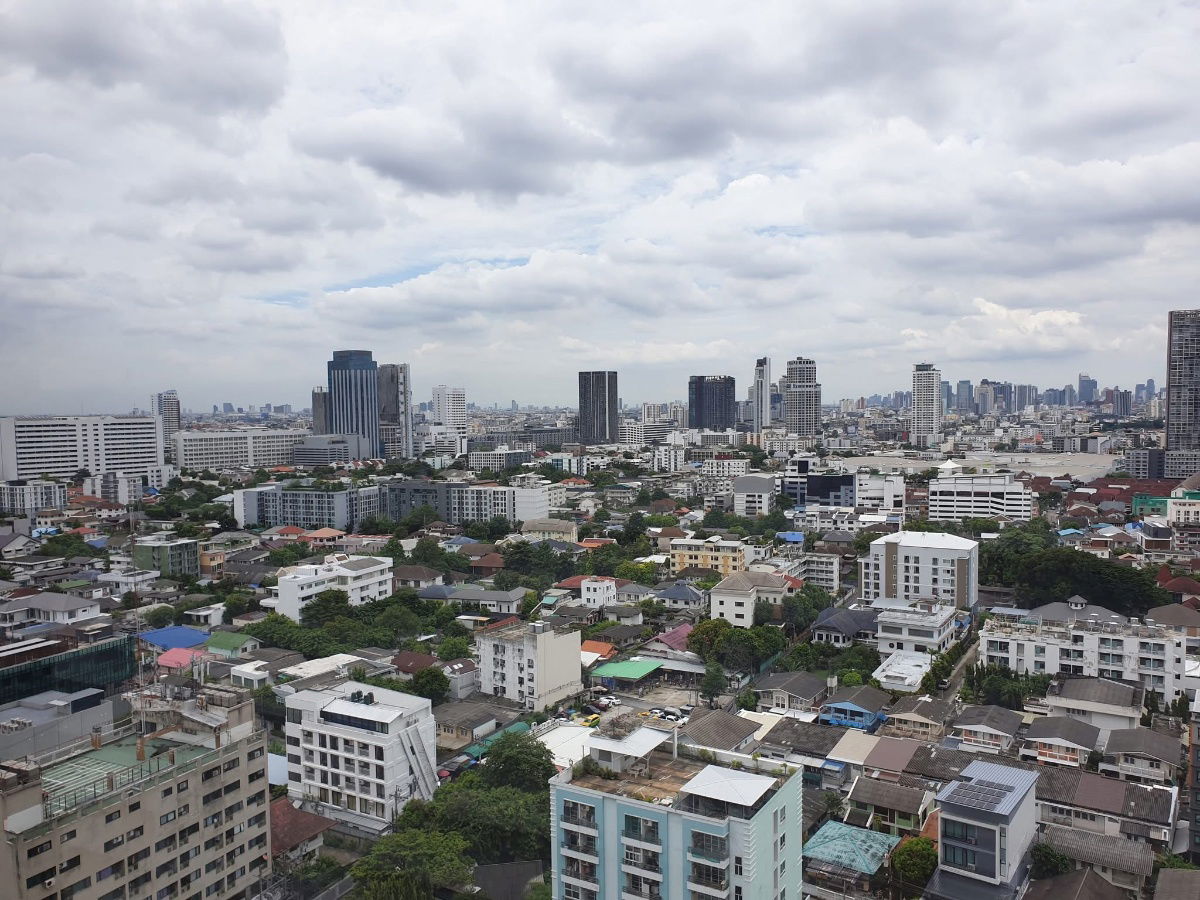 picture #R5598 🎉 090868 Condo for rent The Line Vibe - 12/12