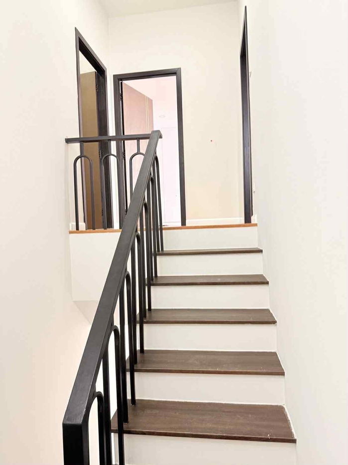 picture Two-storey detached house for sale near the sea, brand new pool villa, hard to find - 10/13