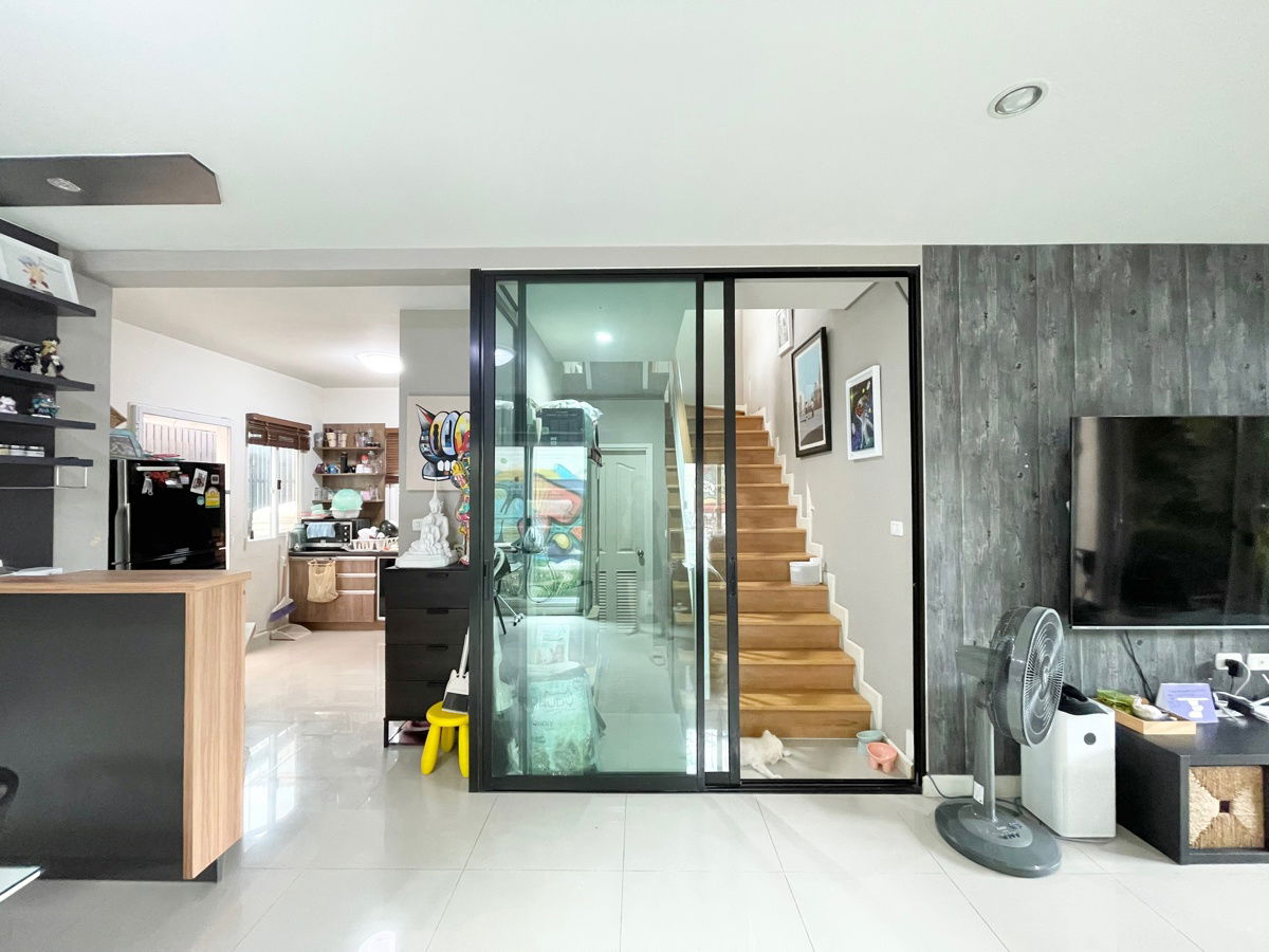 picture Passorn Prestige Pattanakarn 38 for sale, private zone and potential location - 14/25