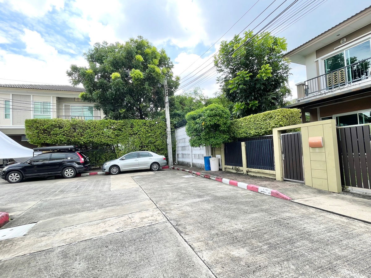 picture Passorn Prestige Pattanakarn 38 for sale, private zone and potential location - 4/25