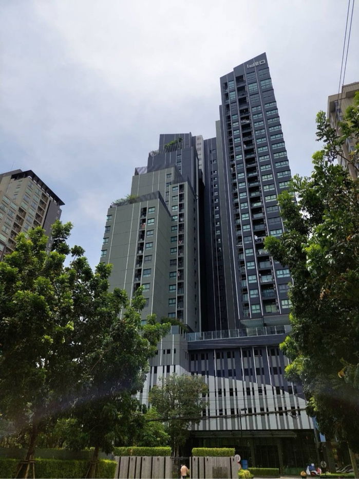 picture  🔥[For Sale] Urgent!! Duplex Condo for Sale – Ideo Sathorn – Wongwian Yai 🚅 Only 140 meters from BTS Wongwian Yai - 23/42