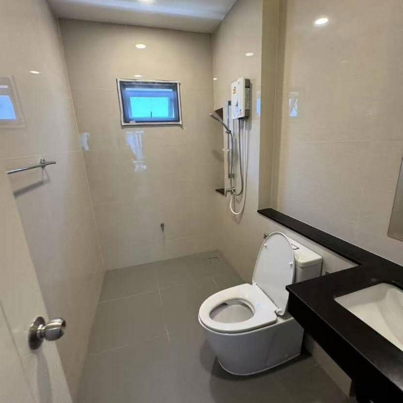picture For sale: Luxury house in the Phatma Dee File project, modern style, 2 floors. - 5/11