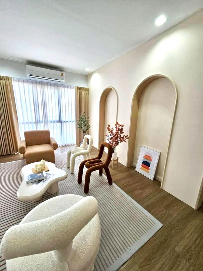 picture For Rent: 3-Storey Home Office | 10 Functional Rooms Ample Parking | 📍Near The Nine Rama 9 | Convenient Access to ARL Hua Mak & Si Rat Expressway - 5/16