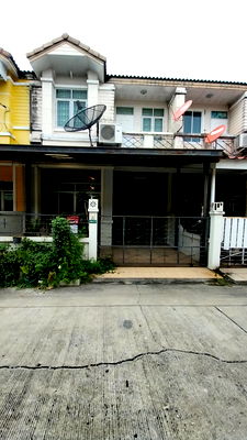 Townhouses for rent Nimit Mai Road : Townhome For Rent Rungrungdee5 Hartairang Road