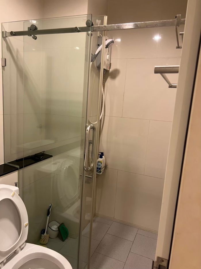 picture Corner unit now available at "Aspire Erawan", walk right up to the BTS Erawan stairs, with a view of the Chao Phraya River bend, near the expressway. - 8/10