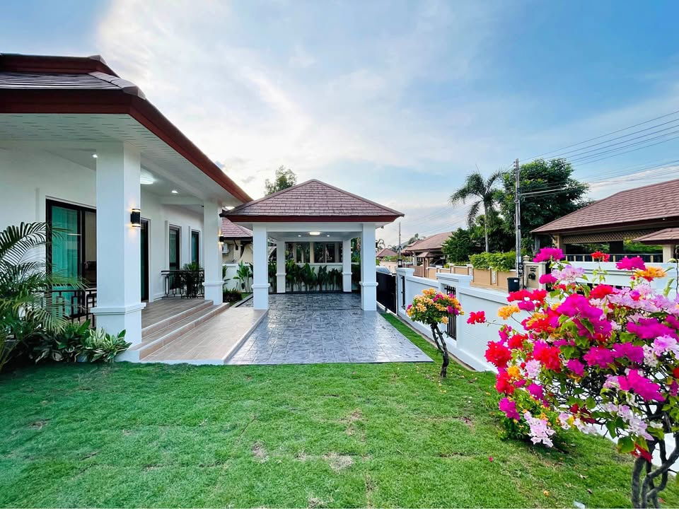 picture For sale house PMC2 village Pattaya 6.99 million - 12/19