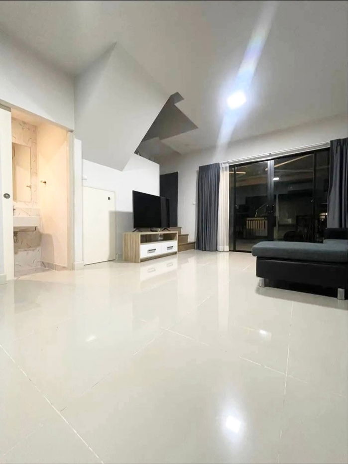 รูป ให้เช่าบ้านกลางเมืองพหลโยธิน-รามอินทรา ติดถนนใหญ่เทพรักษ์  - รูปที่ 3/9