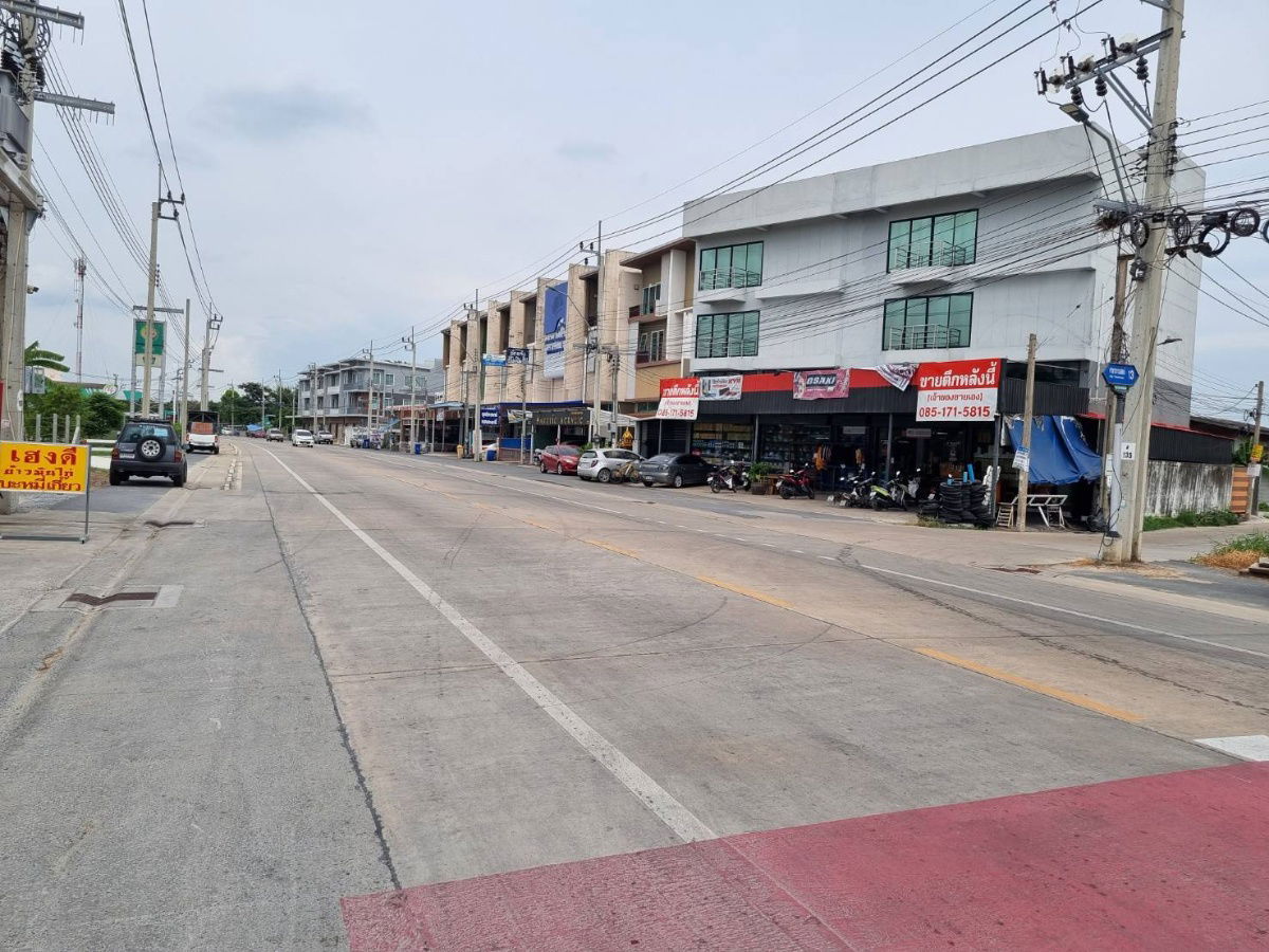 picture For Sale Vacant land Soi Sala Thammasop 13, Intersection 1, near Borommaratchachonnani Road - 7/13