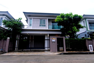 เช่าบ้านเดี่ยว สถาบันเทคโนโลยีไทย-ญี่ปุ่น : 🏡 ให้เช่าบ้านเดี่ยว The Plant Estique พัฒนาการ 38 ตกแต่งสวย เดินทางสะดวก