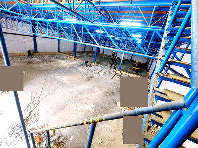 Factory for rent King Kaew Road : ARL Lat Krabang 899km. Suvarnabhumi Airport 2.5km. Warehouse 2 Storeys for rent 600sq.m. 200 sq.wa.