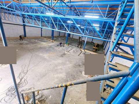 ARL Lat Krabang 899km. Suvarnabhumi Airport 2.5km. Warehouse 2 Storeys for rent 600sq.m. 200 sq.wa.