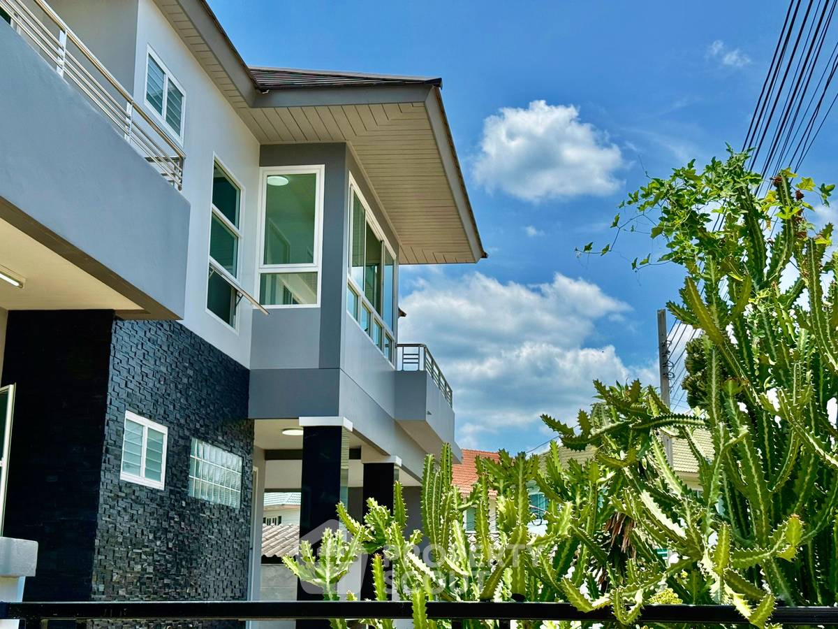 picture 5-BR House in Sala Thammasop (ID 2242501) - 2/29