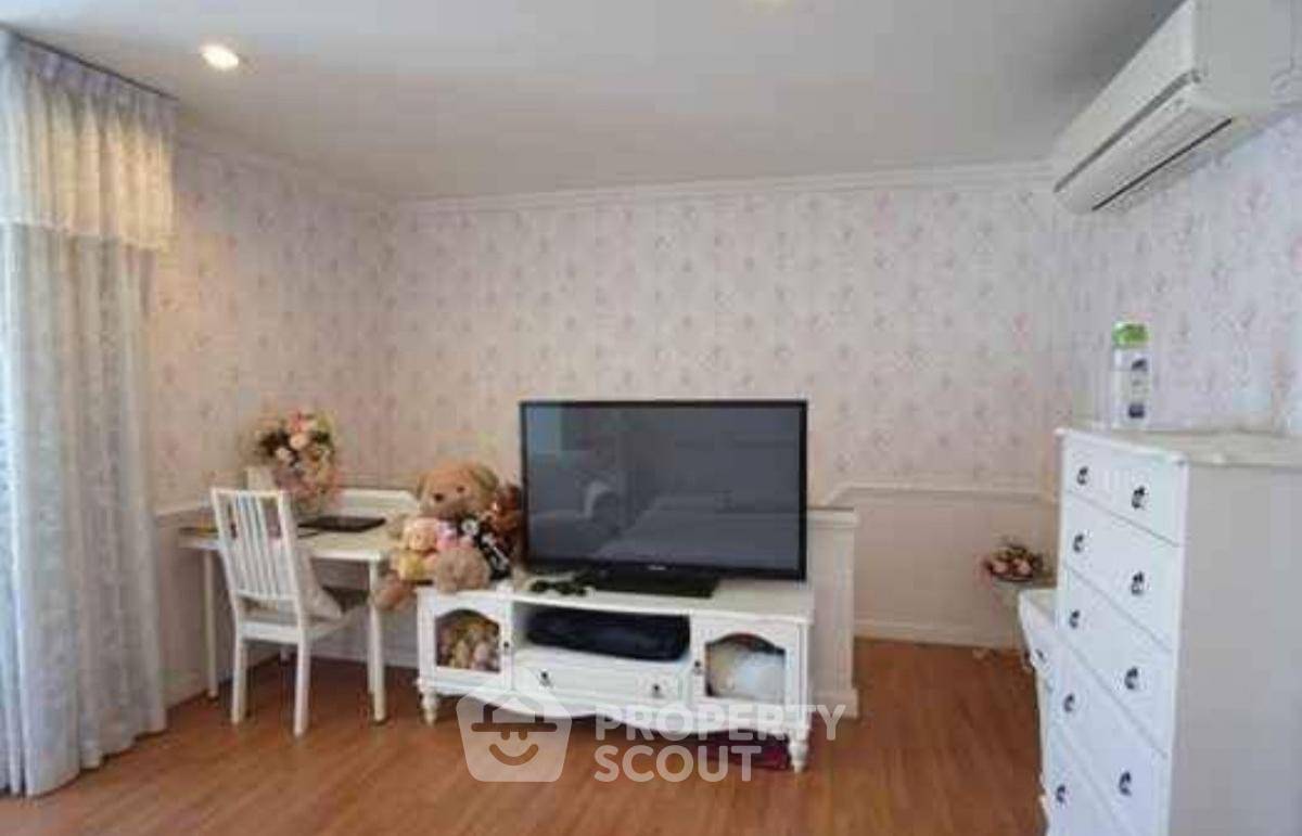 picture 3-BR Townhouse near ARL Hua Mak (ID 2026668) - 7/10