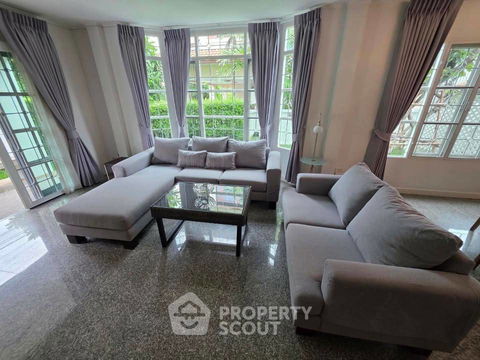 4-BR House at Mantana Srinakarin - Bangna in Bang Kaeo (ID 2245571)