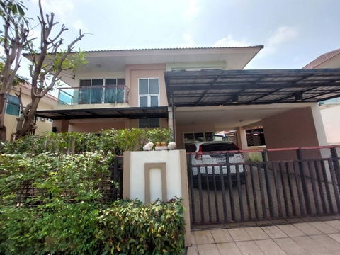 FOR SALE  HOUSE PROPERTY  3290000 BAHT.