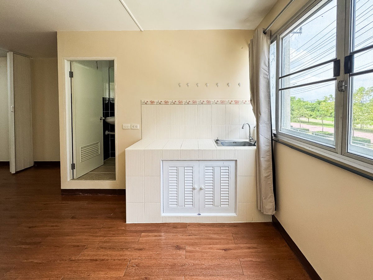 picture 🔥 [For Sale] Urgent Sale!! Level Condo Bangna 💦 Spacious Unit – Only 1.49 MB Prime location near Central Bangna / Mega Bangna 🚆🏢 - 10/16