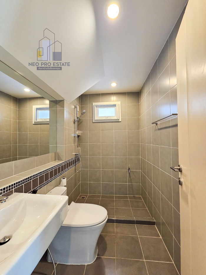 รูป บ้านเดี่ยว 2 ชั้น 3ห้องนอน 3ห้องน้ำ สภาพดี พร้อมเฟอร์นิเจอร์ – หมู่บ้านอณาสิริ มะลิวัลย์ ขอนแก่น - รูปที่ 6/22