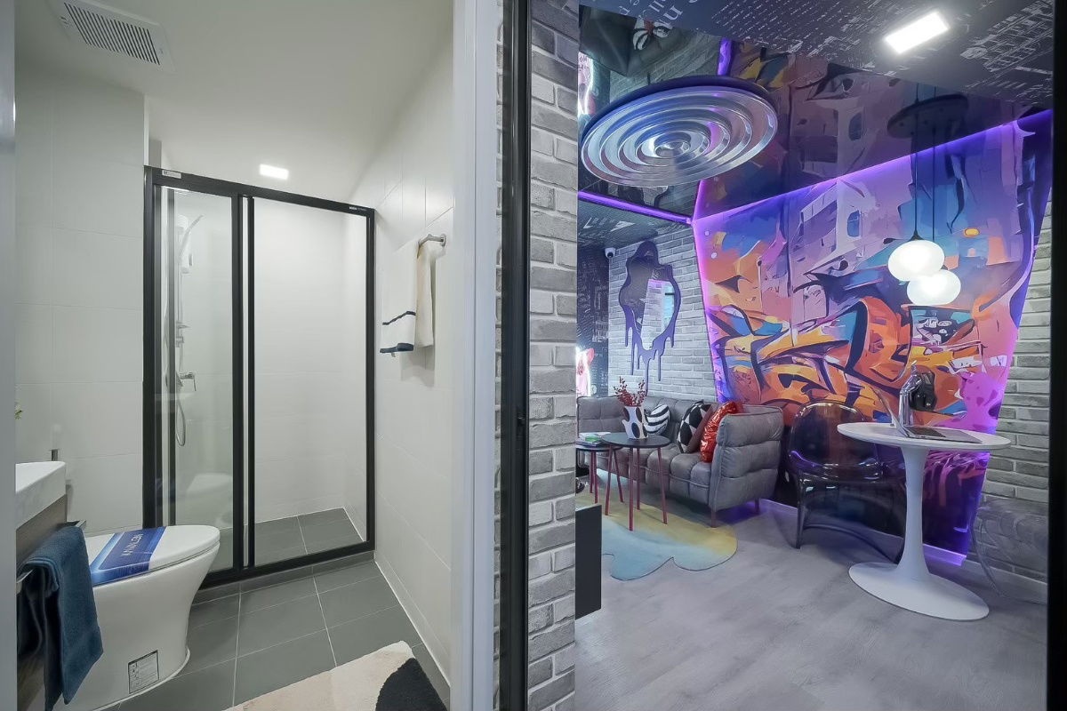 picture Selling reservation slip for Kavalon Condo. - 6/18