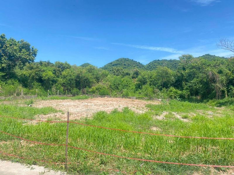 picture Beautiful land plot for sale in the heart of the city, community area, Kao Kilo, Sriracha, Chonburi - 5/10