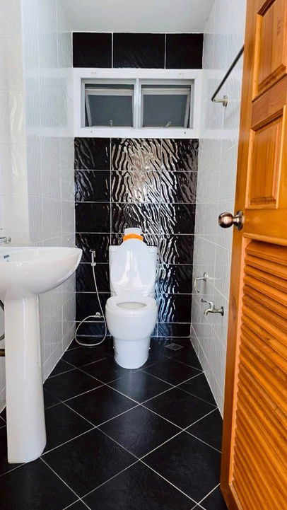 รูป For Rent  บ้านเดี่ยวหลังใหญ่ แปลงหัวมุม อรสิริน 6 วงแหวนรอบ 3  - รูปที่ 9/14