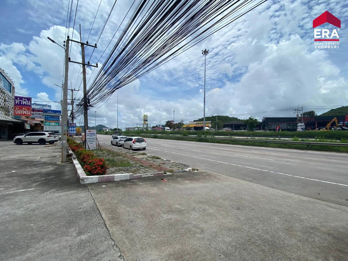 รูป อาคารพาณิชย์หัวมุม 4 ชั้น สุดพรีเมียม! ติดถนน 331 ใกล้นิคมอมตะระยอง พร้อมเปิดกิจการทันที - รูปที่ 10/20