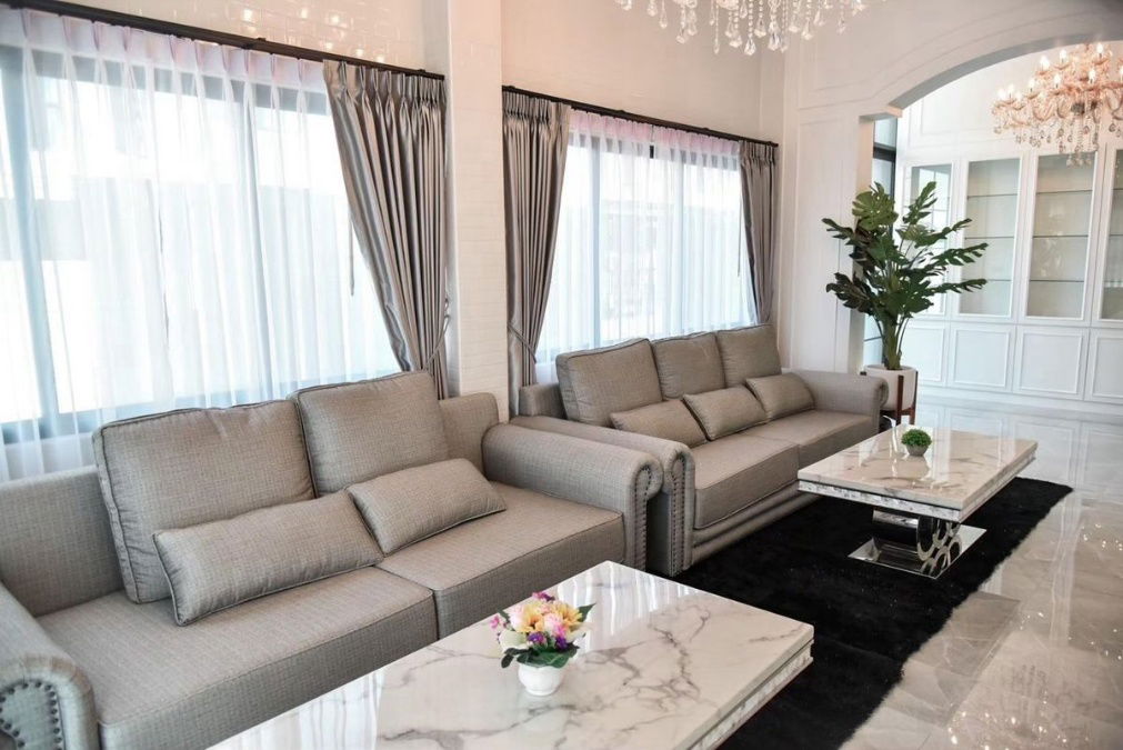 รูป UK06-007 ให้เช่า Pool Villa สุดหรู ใจกลางอมตะนคร  70,000 บาท/เดือน | ขาย 35 ล้าน - รูปที่ 16/20