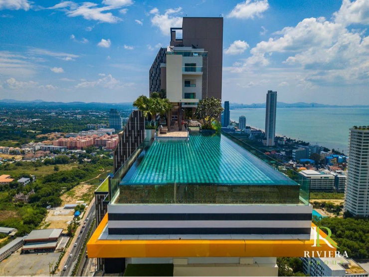 picture Riviera Jomtien Condominium  Pool view  - 10/17