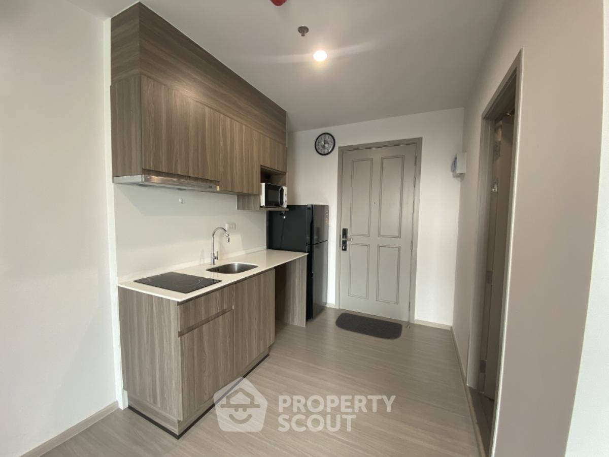 picture Studio Condo at The Parkland Phetkasem 56 near MRT Lak Song (ID 2033934) - 6/18
