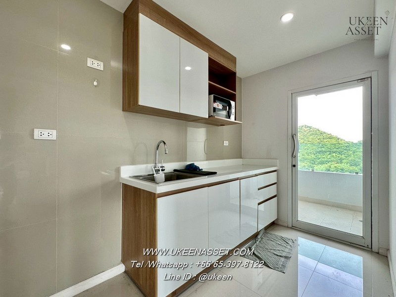 picture UK01-304 Condo for rent Sea Hill Condo (Sriracha) corner room 37 sq m. : Price 8,000 baht **Next to Sukhumvit Road** - 9/10