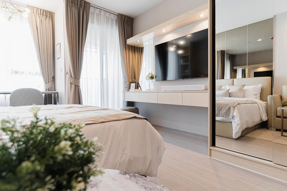 picture 🧚‍♀️For Rent 🌞 : Life Ladprao Studio Need more information, please contact via Line ID : @ghouse.property - 12/13