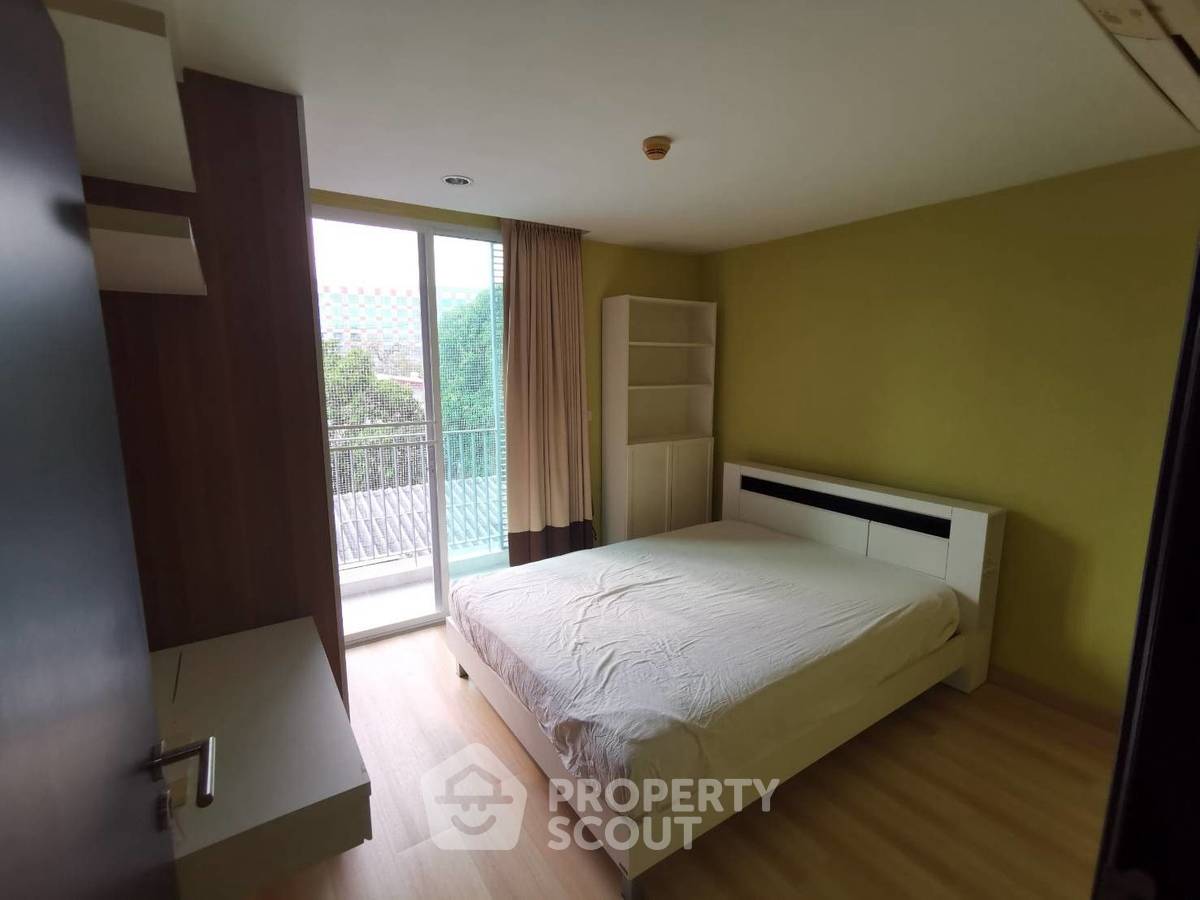 picture 3-BR Condo at Morning Side Heights Ratchada 30 Condominium near MRT Ratchadaphisek (ID 2081030) - 5/14