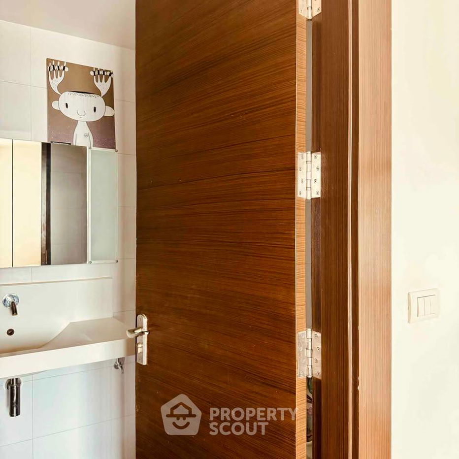 picture 1-BR Condo at Rhythm Ratchada near MRT Ratchadaphisek (ID 2154904) - 13/19