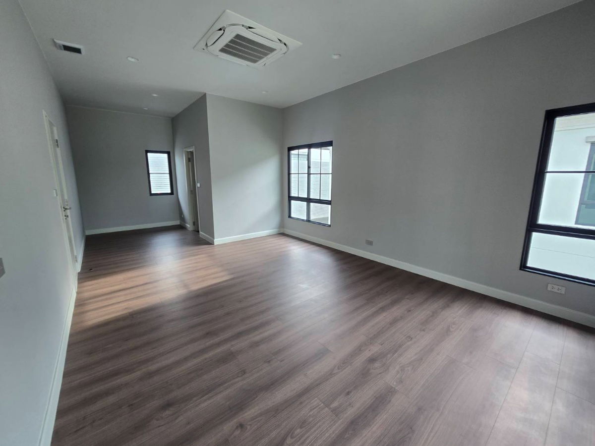 รูป 204 sq.m.  with 4 bedrooms, last unit at a special price Setthasiri Bangna–Suvarnabhumi - รูปที่ 18/25